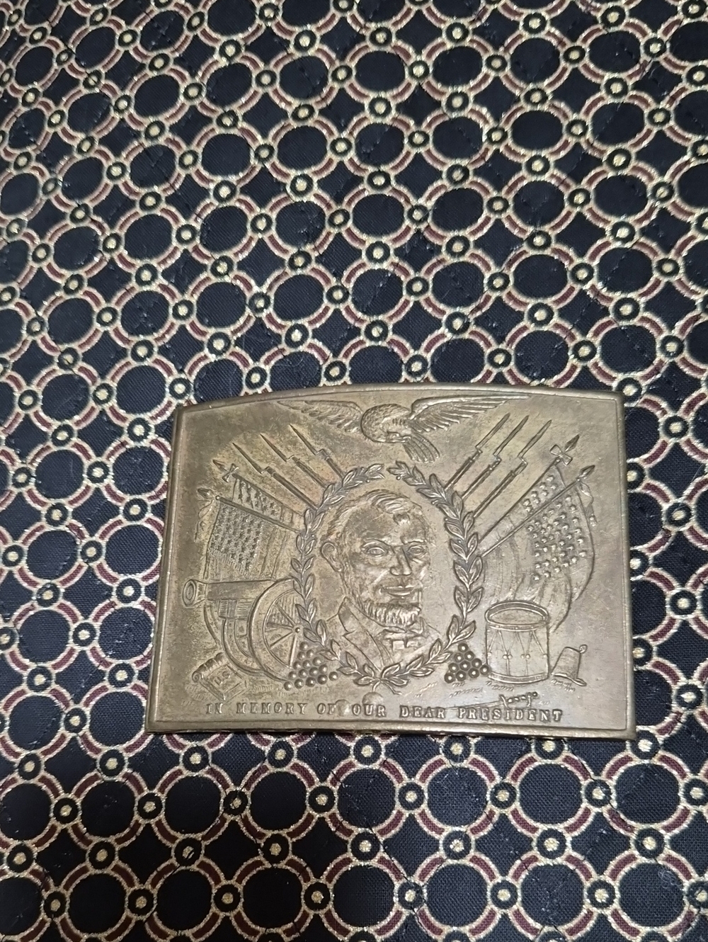 NEW!!!  Bronze Belt Buckle Of President Lincoln